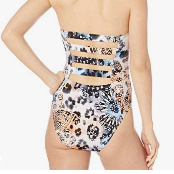 Kenneth Cole Swimsuit - Picture 6 of 6